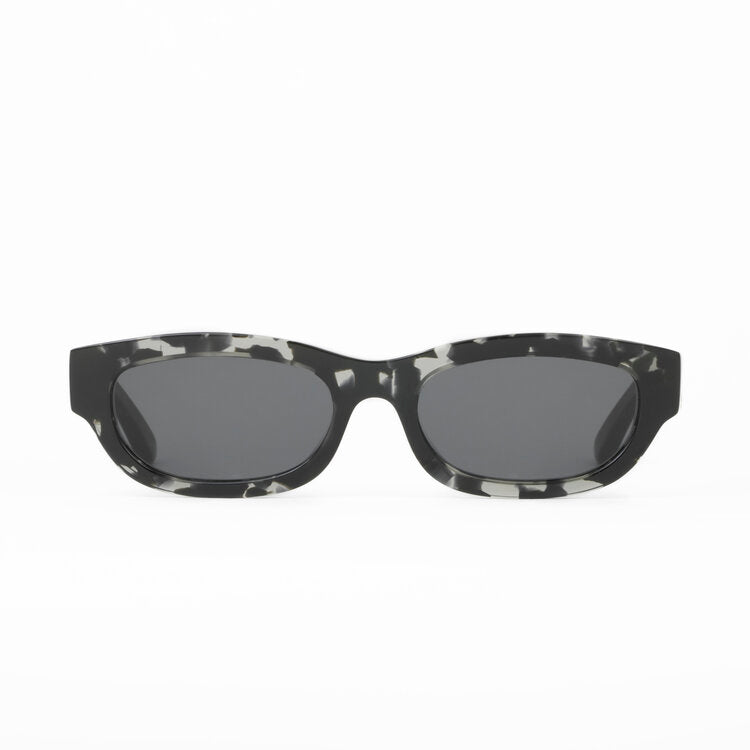 Huma Tojo sunglasses