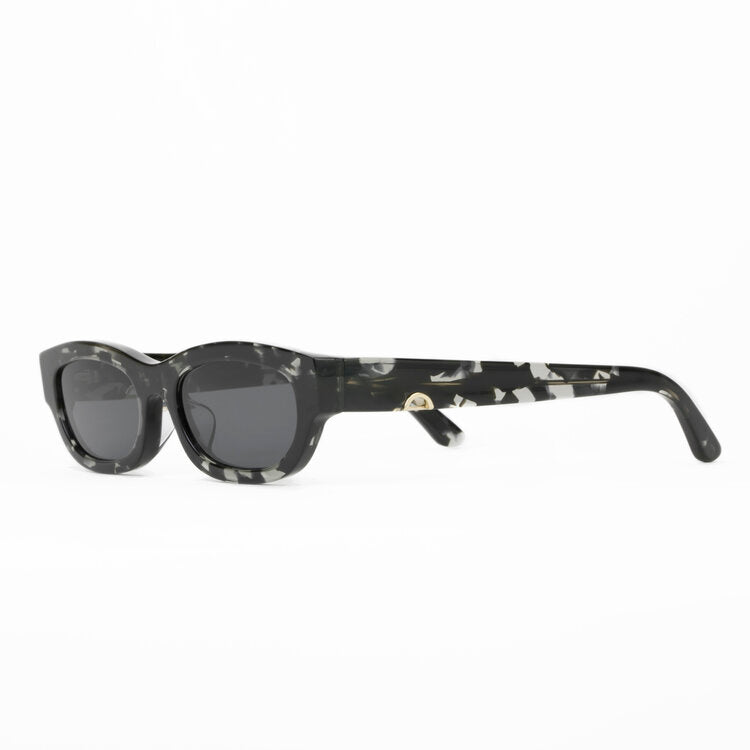 Huma Tojo sunglasses