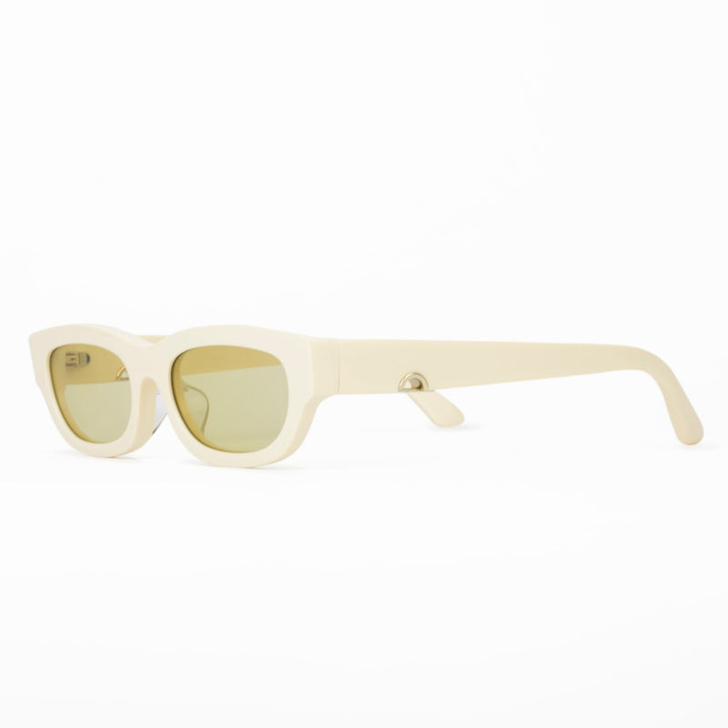 Huma Tojo sunglasses